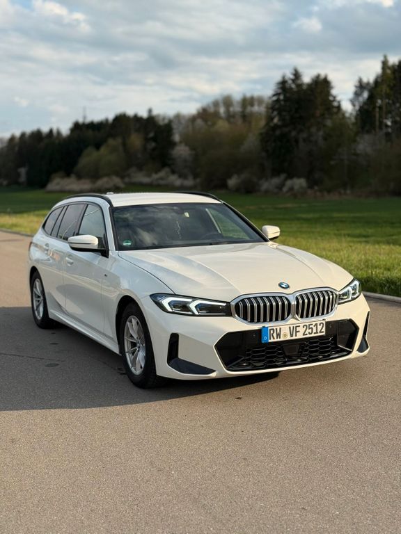 Image of BMW 320