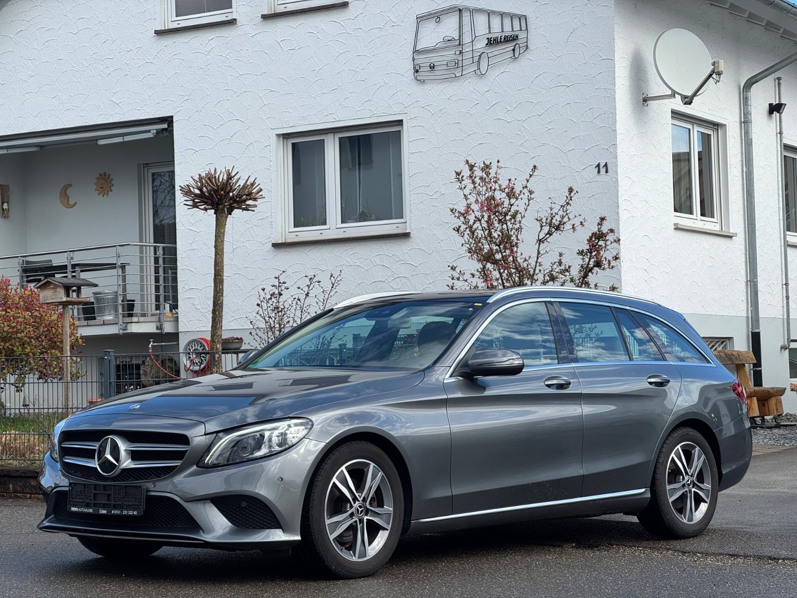 Mercedes-Benz C 220d Kombi Avantgarde*Pano*AHK*