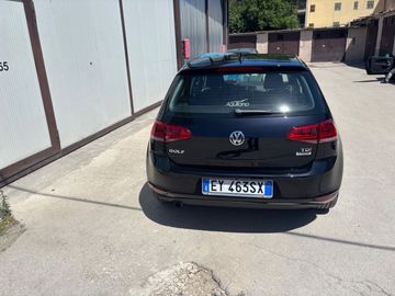 Volkswagen Golf - 5