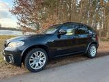 BMW X5 xDrive 50i M Sportpaket Top gepflegt - BMW X5 aus 2011: 50i