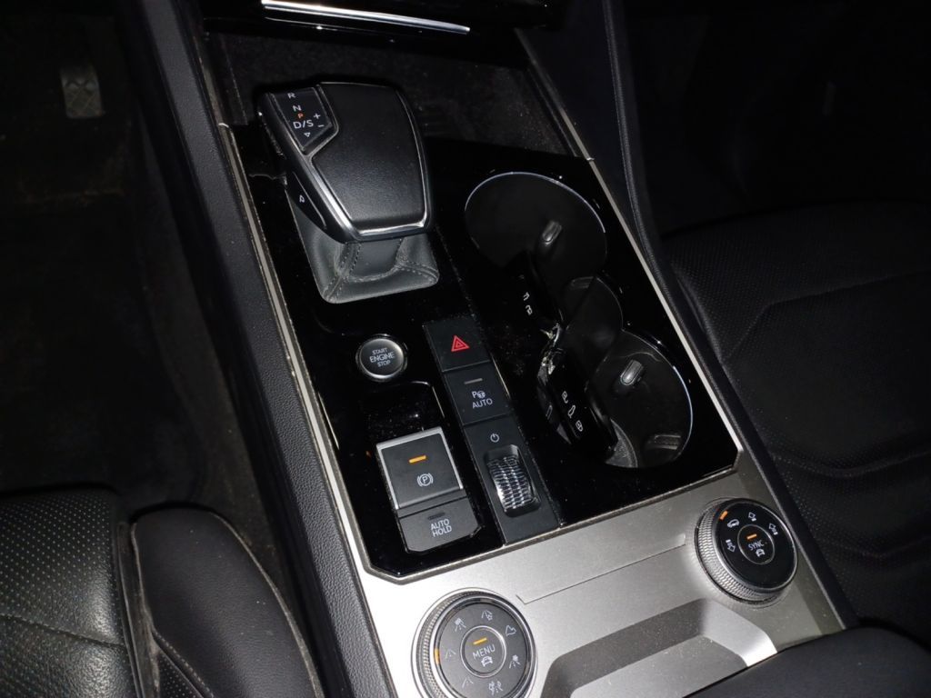 Fahrzeugabbildung Volkswagen Touareg 3.0 V6 TDI R-Line Black Style Nachtsicht