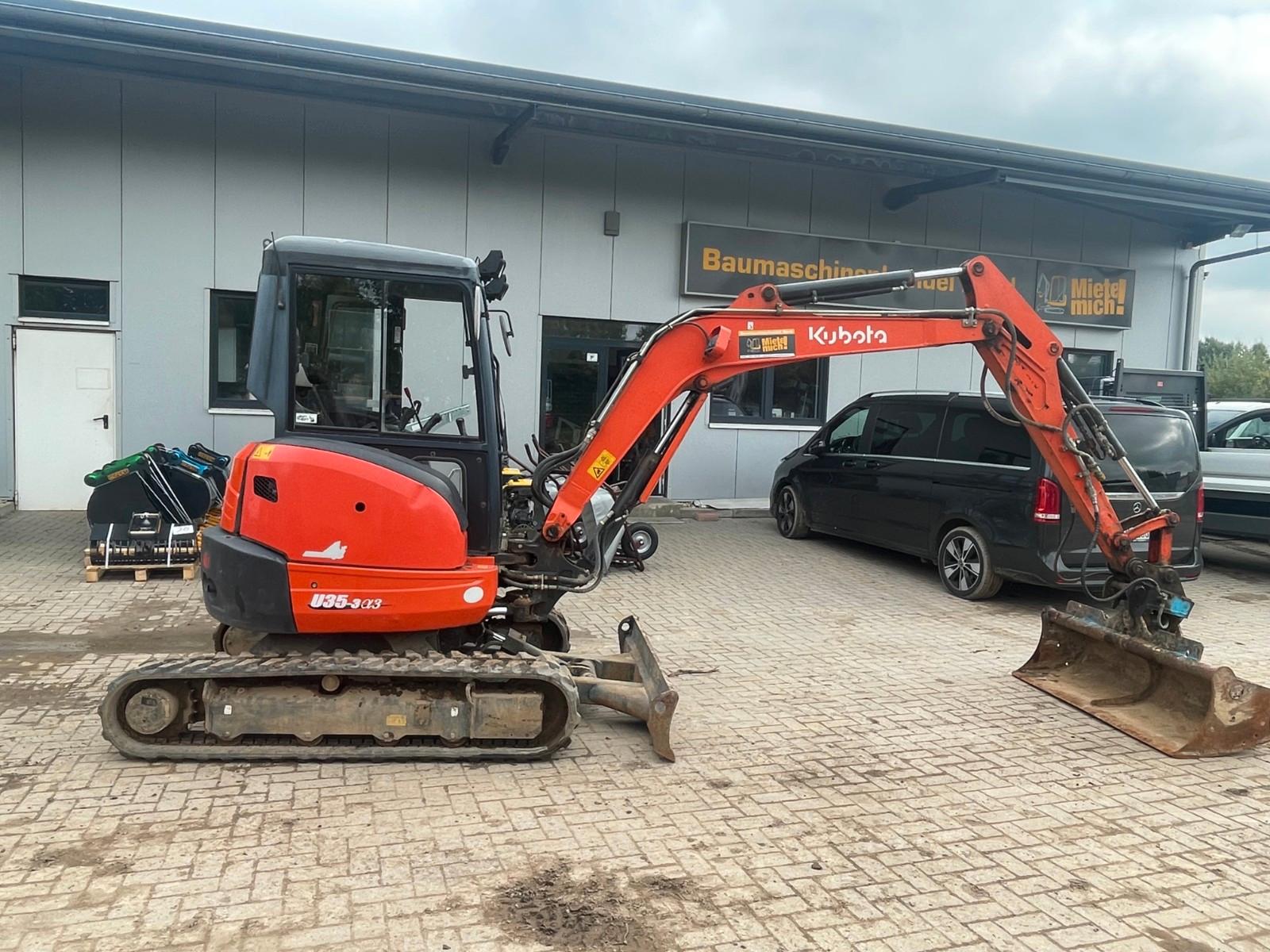 Kubota U 35-3@