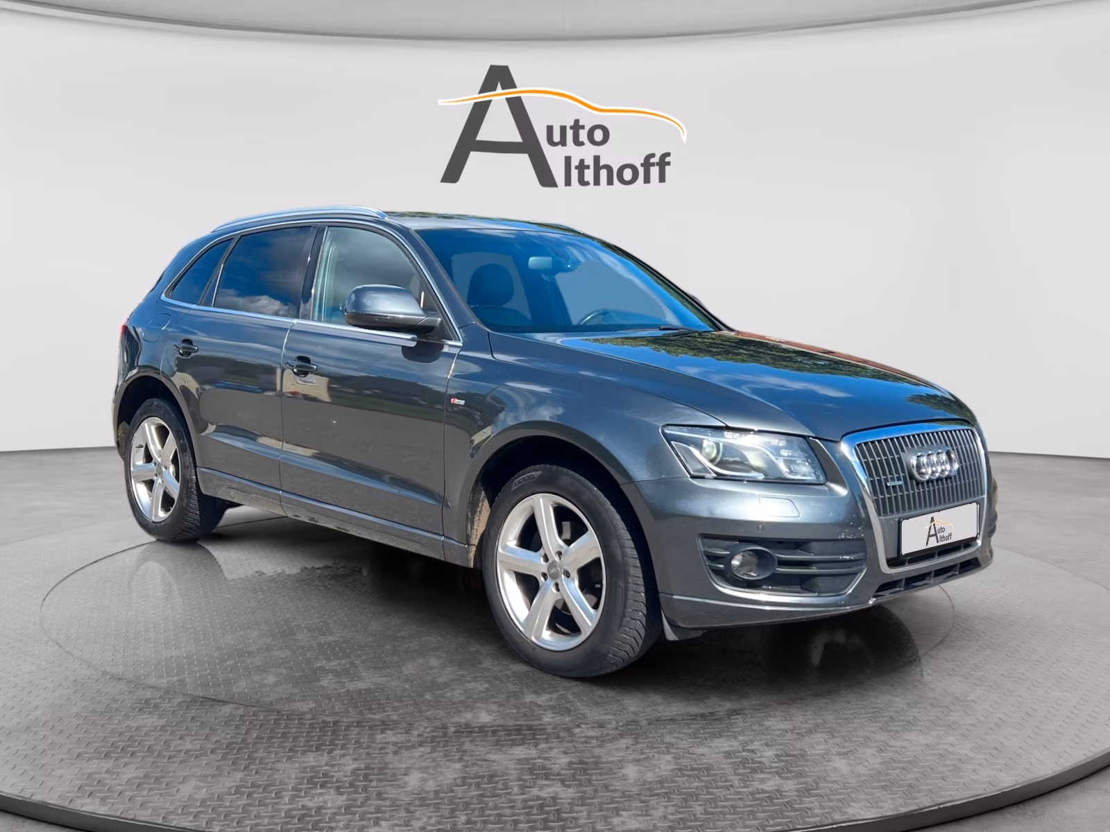 Audi Q5 2.0 TFSI quattro S-Line PANO AHK STAND-HZG