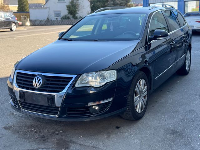 Volkswagen Passat Variant Comfortline Text lesen