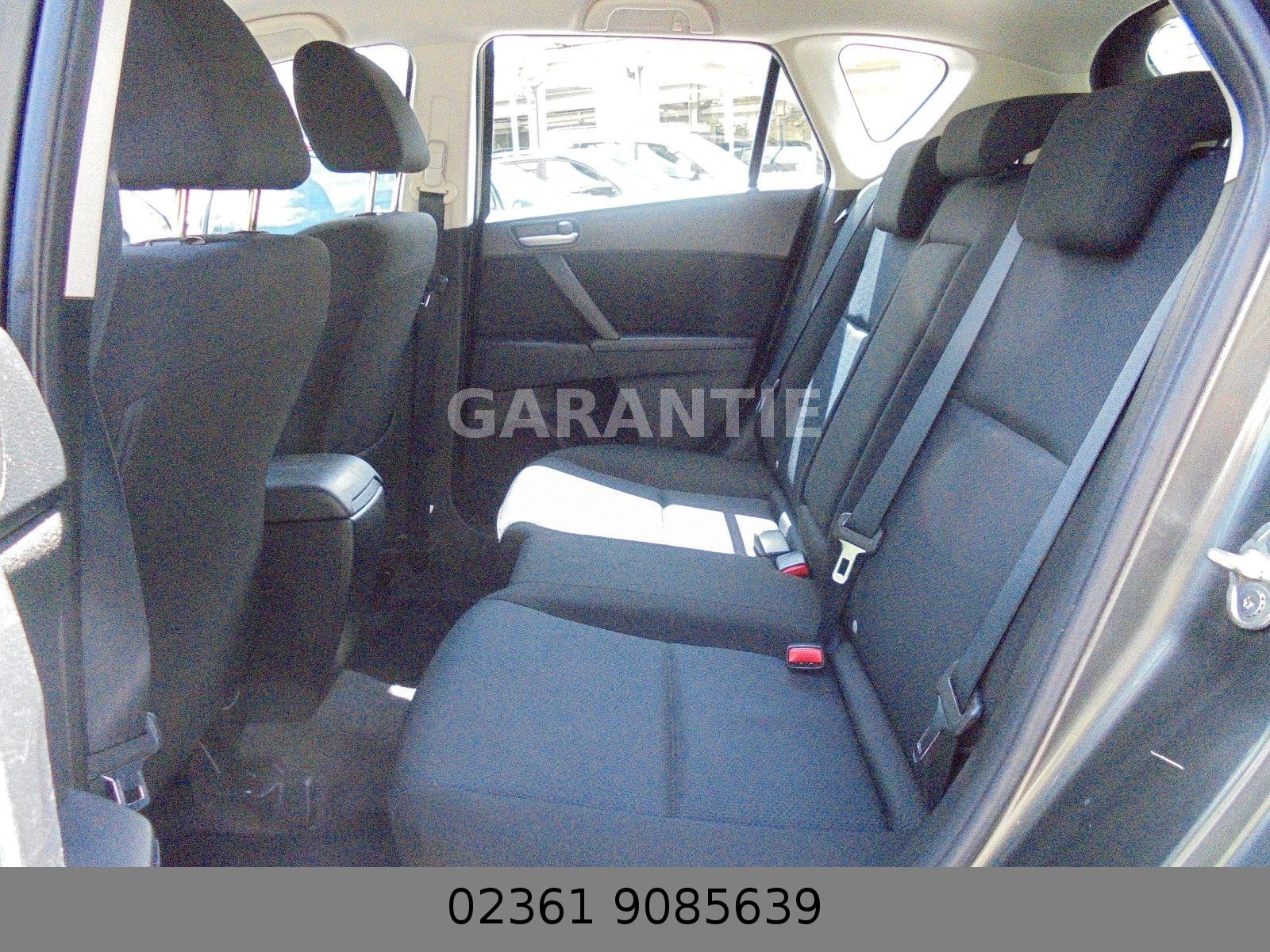 Fahrzeugabbildung Mazda 3 Lim. Exclusive-Line Automatik/Klima/Shz/PDC/