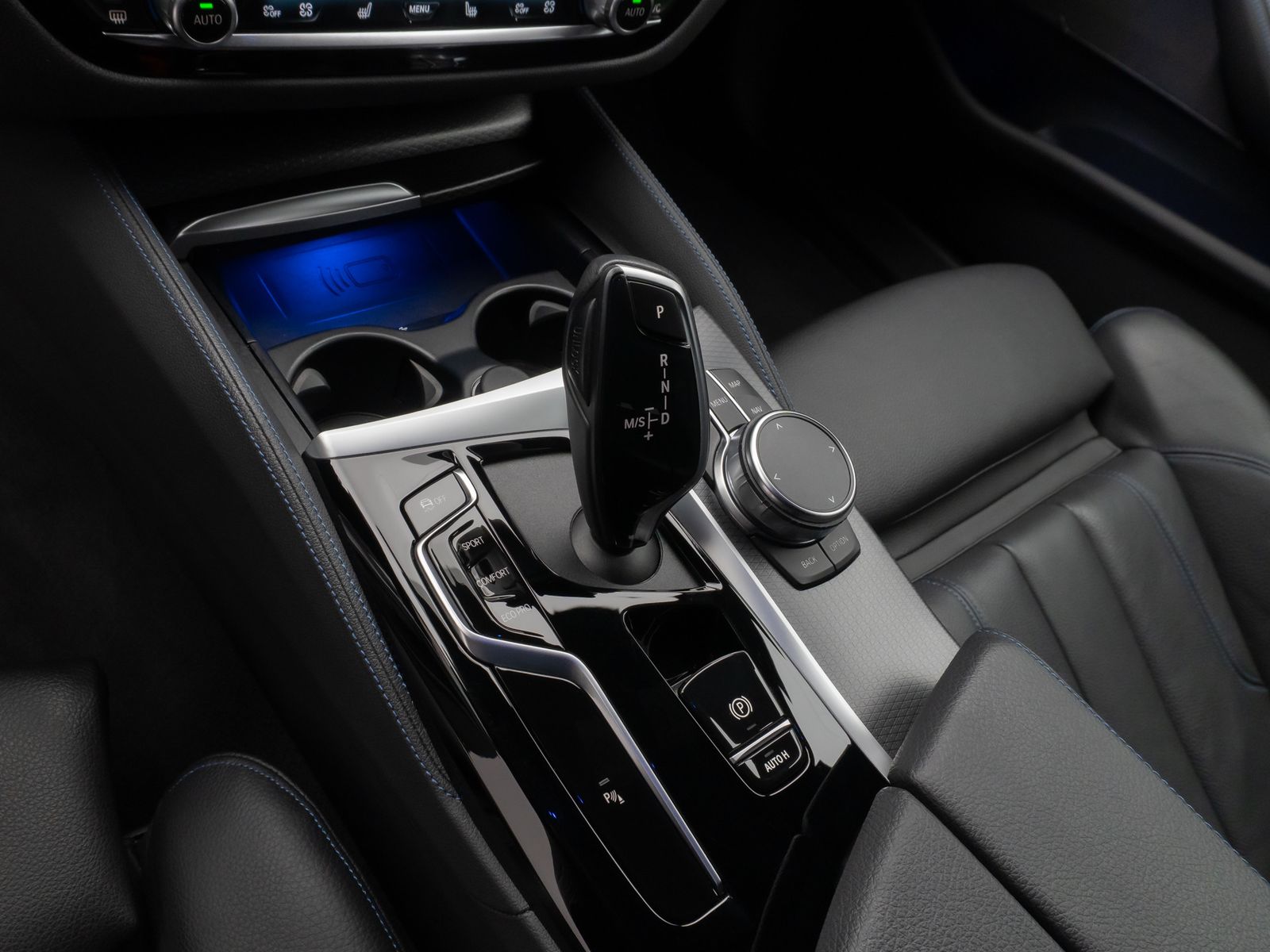 Fahrzeugabbildung BMW 540d xD M Sport Kamera Laser HUD DAB H/K Komfort