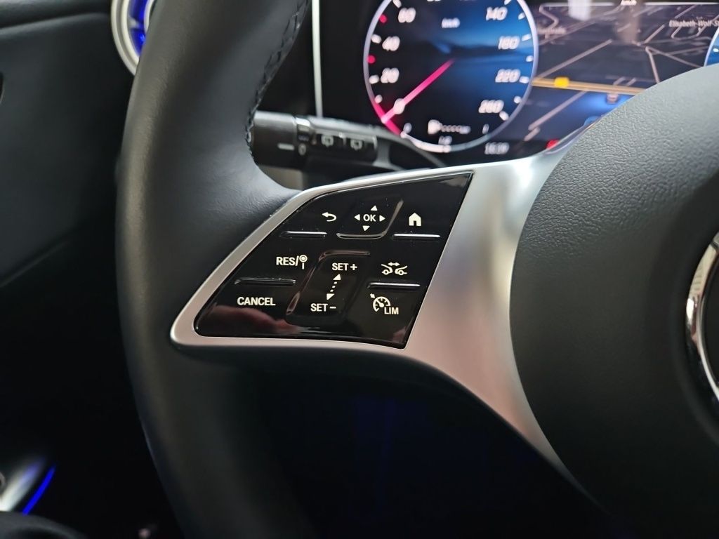 Fahrzeugabbildung Mercedes-Benz GLC 200 4M Avantg. Pano SDHZ Sitzklima Massage