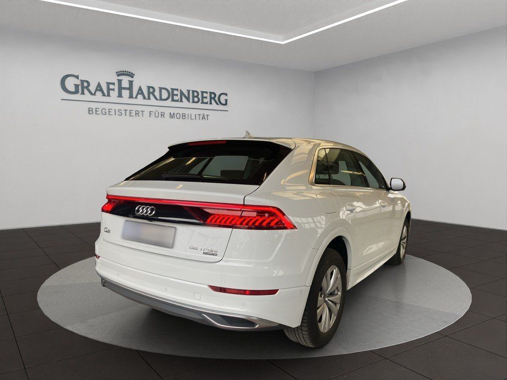 Audi Q8 55 TFSIe quattro tiptronic ACC Kamera GRA imagem 3