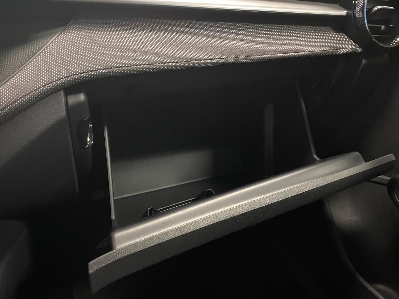 Fahrzeugabbildung SKODA Fabia 1.0 TSI+Garantie 2031+RüKAMERA+ALU+PDC+