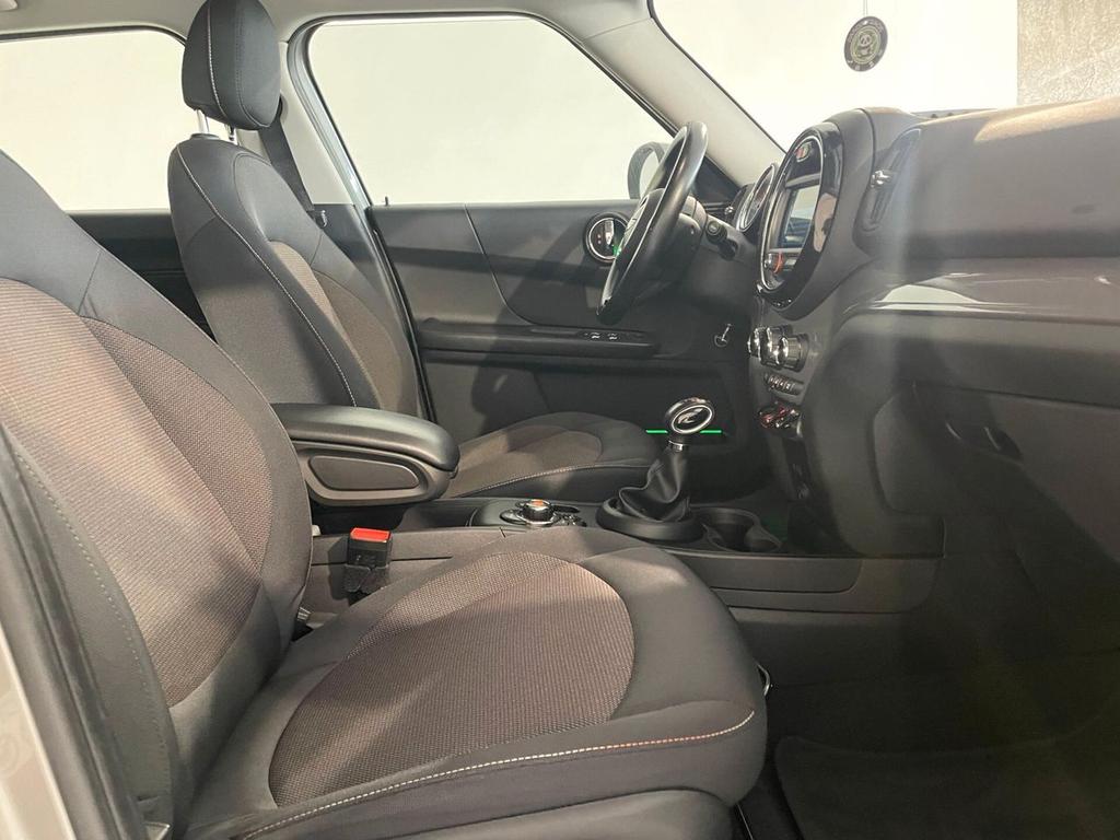 MINI Cooper D Countryman