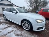 Audi A4 Avant*SPORT*S-LINE*AUTOMATIK*NAVI*XENON*SHZ* - Audi A4: Weiß, Kombi, Line