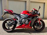 Honda CBR 600 RR, PC40 in rot - TOP-Zustand! - Offers
