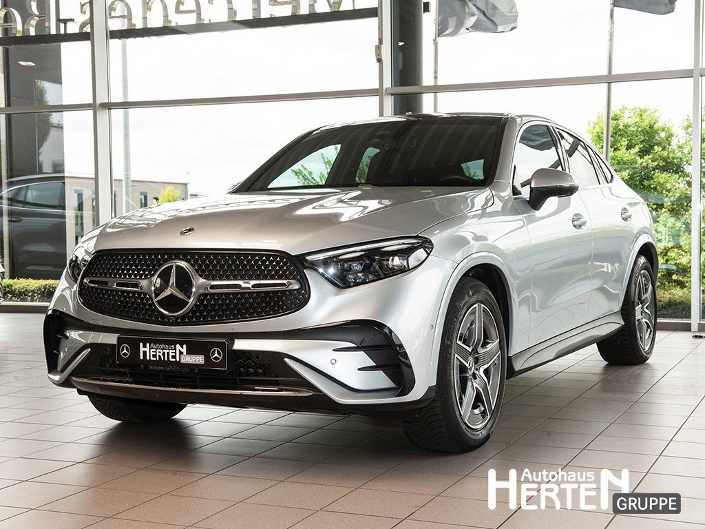 Mercedes-Benz GLC 200 Edition AMG 4.Matic PANO 360° DGITAL AHK