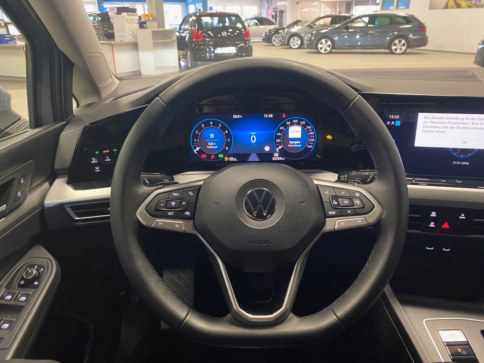 Fahrzeugabbildung Volkswagen Golf 1.5 eTSI OPF 110kW DSG Life+NAVI+KAMERA+ACC