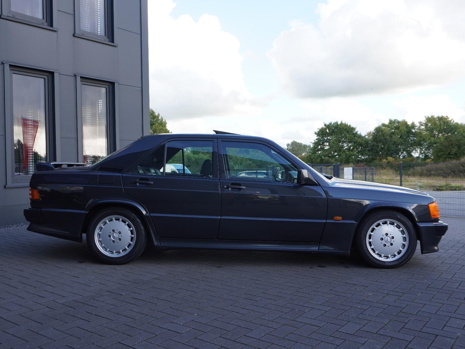 Mercedes-Benz 190 E 2,3 16 V