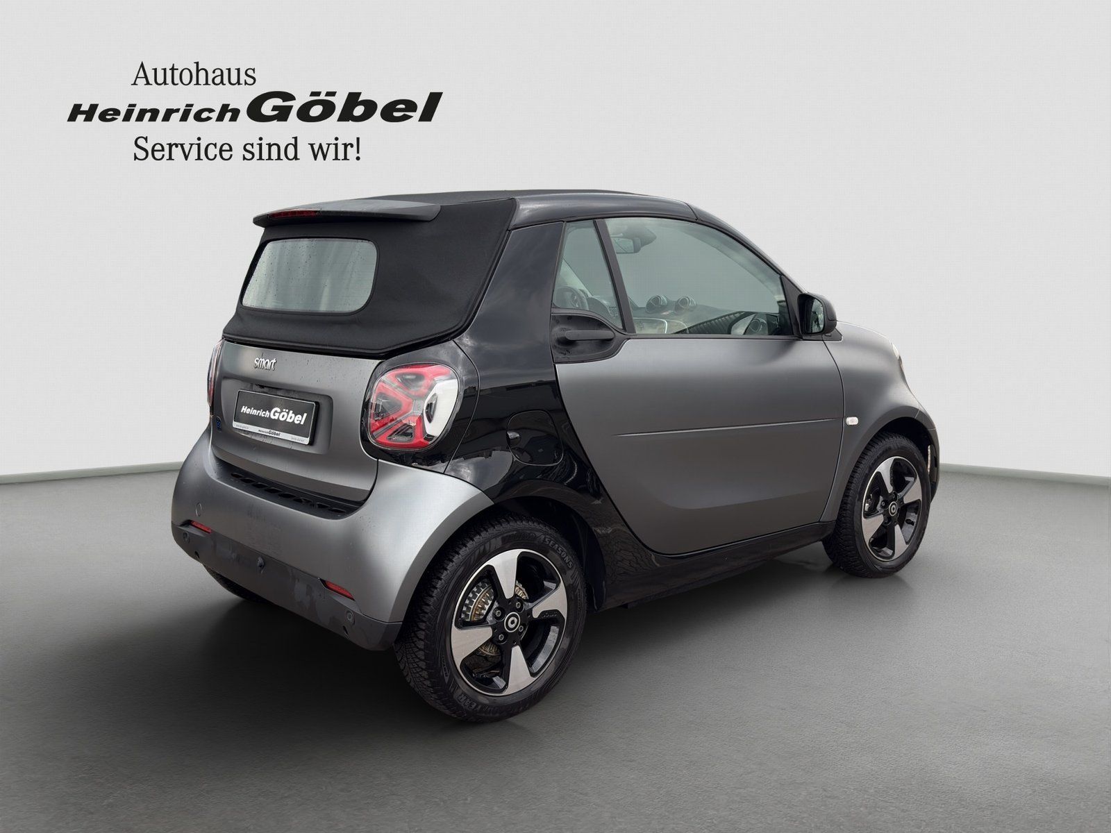Fahrzeugabbildung Smart Smart EQ Cabrio*EXCLUSIVE-PAKET*CARPLAY*AMBIENTE