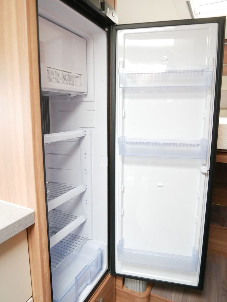 Fahrzeugabbildung Weinsberg CaraCompact EDITION PEPPER 600 Markise,Sat