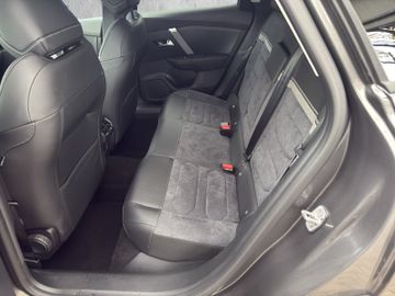 Citroën C4 1.2 PureTech 130 Max HUD+Kam.+KeyLess+LED+SHZ