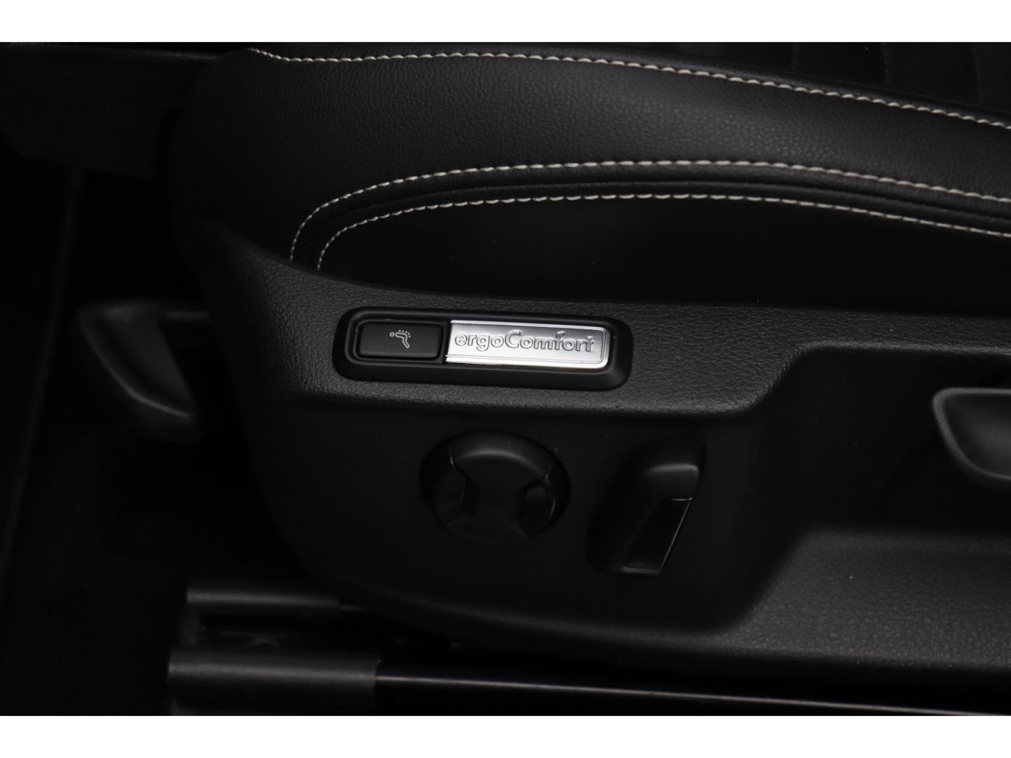 Volkswagen Passat Variant 2.0 TDI DSG elegance R-LINE AHK, миниатюра 12