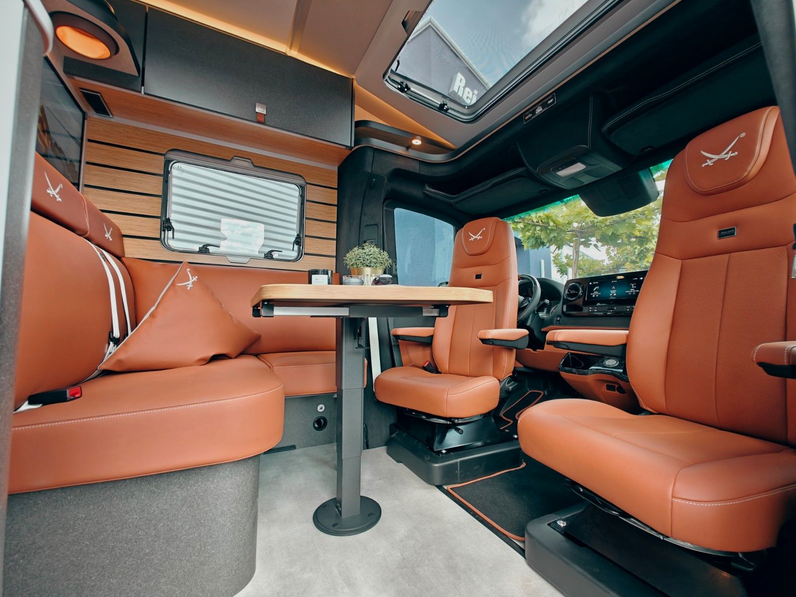 Fahrzeugabbildung HYMER / ERIBA / HYMERCAR ML-T 580 4x4² RSX - SANSIBAR® LTD.