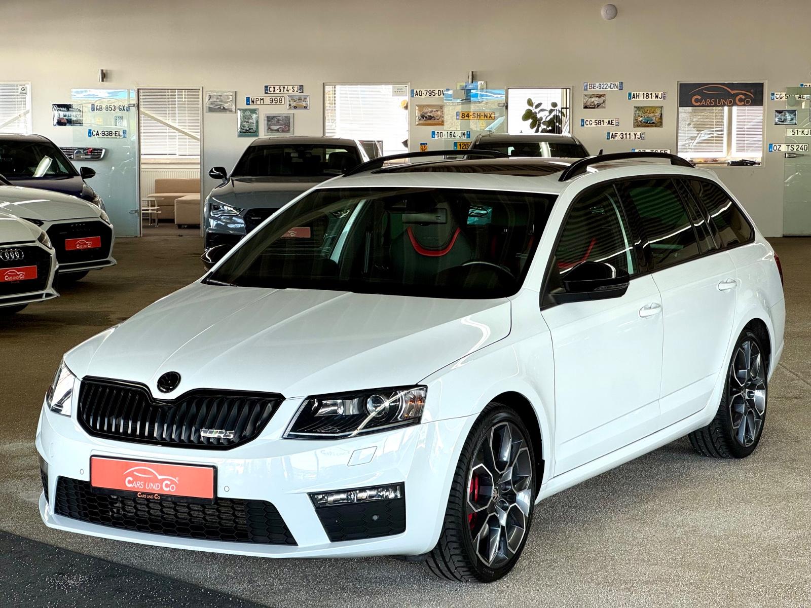 Skoda Octavia Combi RS *AHK*STHZ*SHZ*PAN*PDC*BX*19%