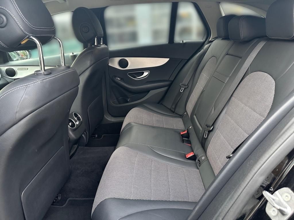 Fahrzeugabbildung Mercedes-Benz C 220 dT Avantg. Totwi. SDHZ LED SHZ KeyLess KAM