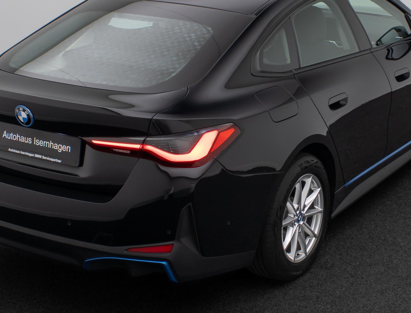 BMW i4 eD40 GC HiFi Kamera DAB Widscreen Sportsitze, миниатюра 15