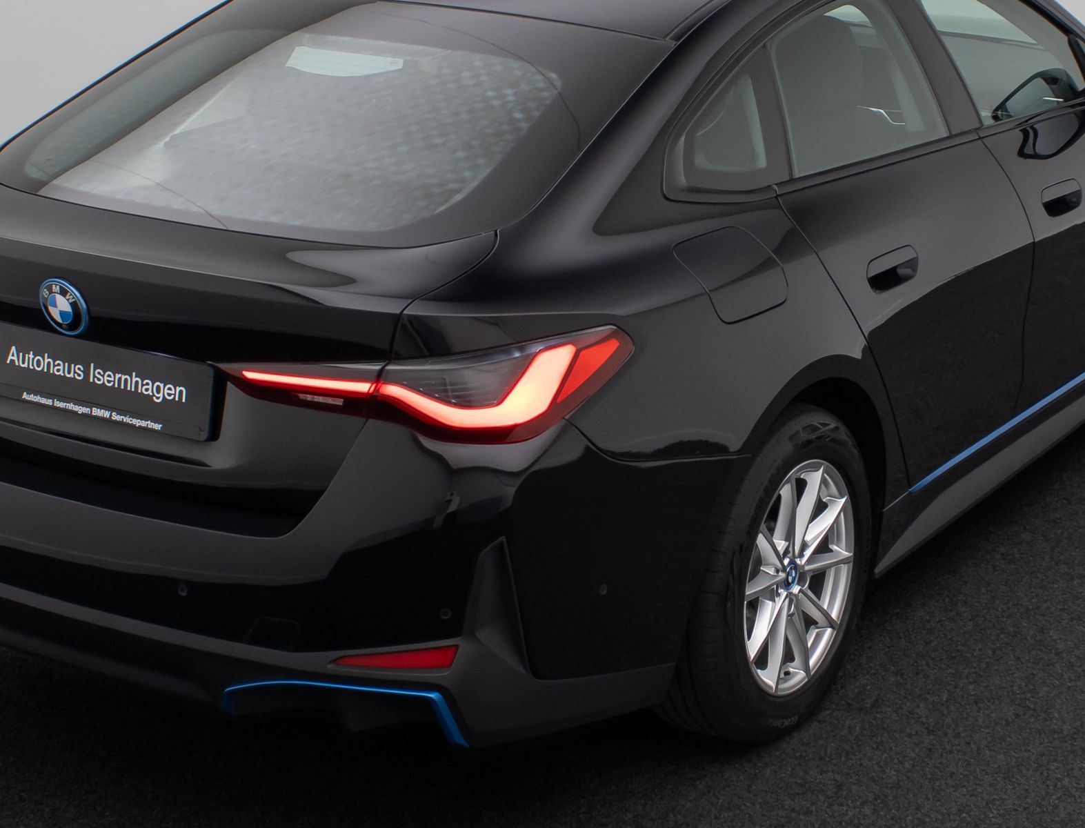 Fahrzeugabbildung BMW i4 eD40 GC HiFi Kamera DAB Widscreen Sportsitze