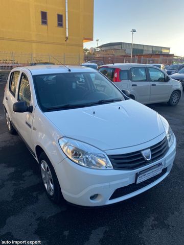 Dacia Sandero 1.2 Benzina 2010 TAGLIANDATA