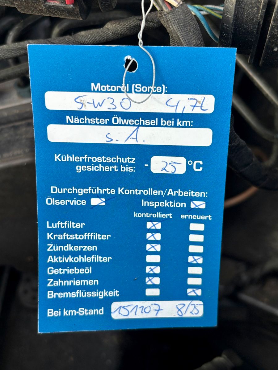 Fahrzeugabbildung Audi A4 Avant 2.0 TDI sport Navi Leder Xenon S-LINE