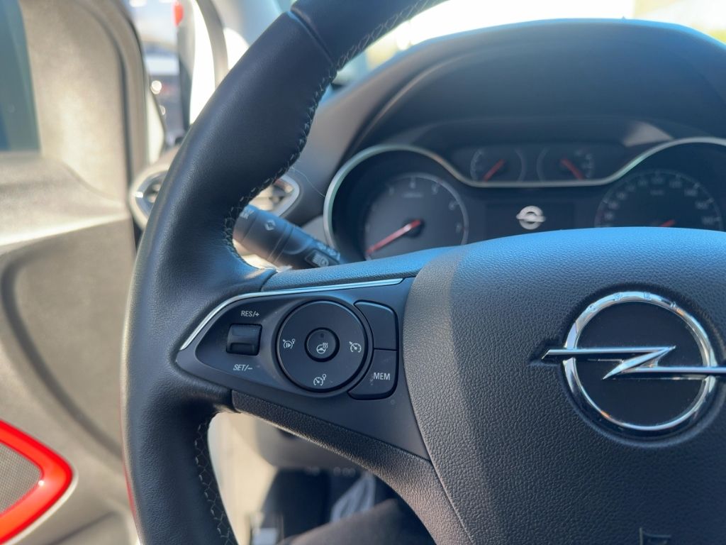 Fahrzeugabbildung Opel Crossland AUTOMATIK  Rückfahrkamera Winterpaket