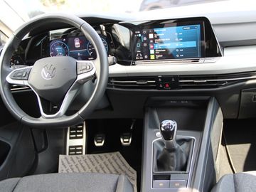 Volkswagen Golf VIII Move KLIMA LED ALU