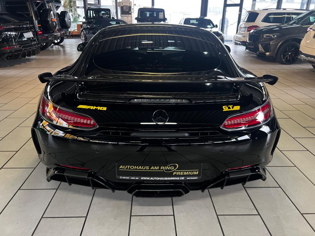 Mercedes-Benz AMG GT R