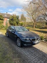 BMW 525d  Touring - Leder - Pano- Headup-AHK  - BMW 525 in Hamburg