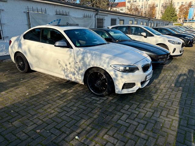 BMW M235 i Coupe DA PA Ha.-Kardon Navi GSHD Kamera