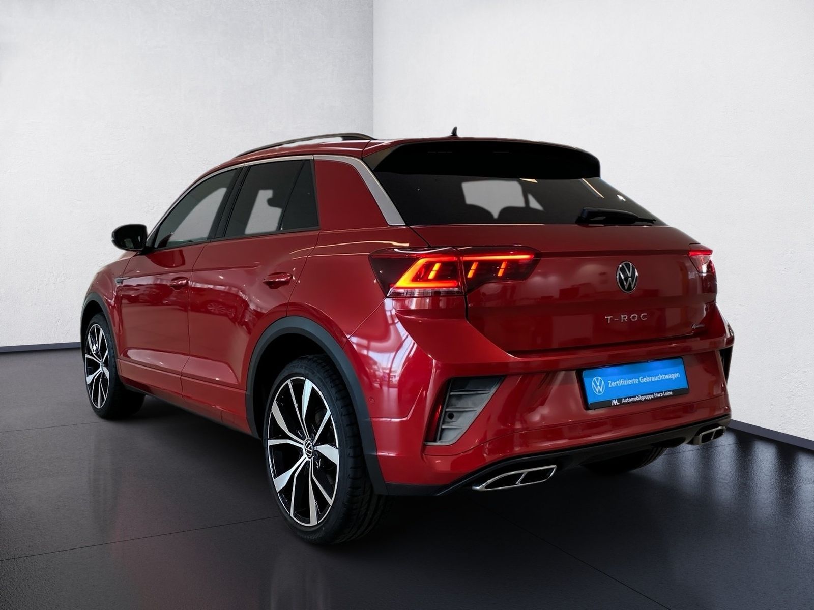 Volkswagen T-Roc 2.0 TSI R-Line 4M DSG Pano Matrix Navi ACC foto 4