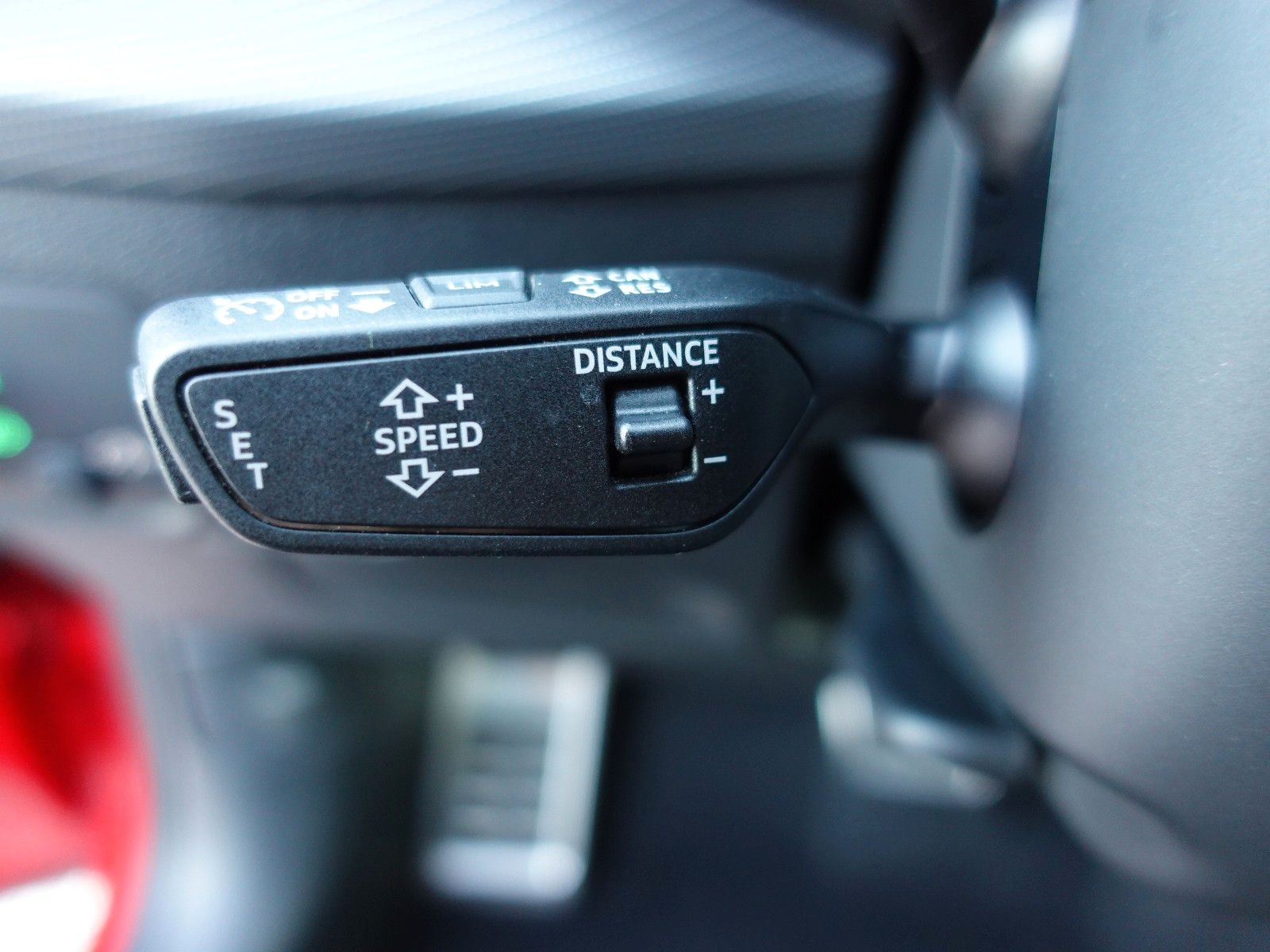 Fahrzeugabbildung Audi Q2 35 TFSI S tronic S line AHK/SONOS/19"LMR/....