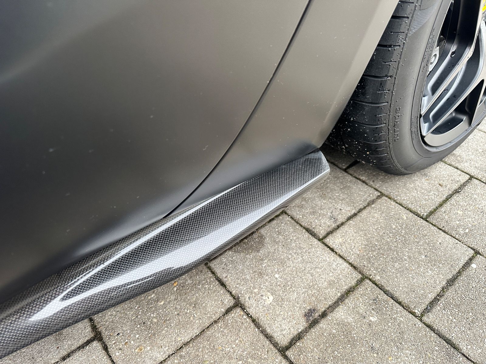 Fahrzeugabbildung Ferrari 812*100% Karbon*LED*Lift*JBL*Display*Kamera