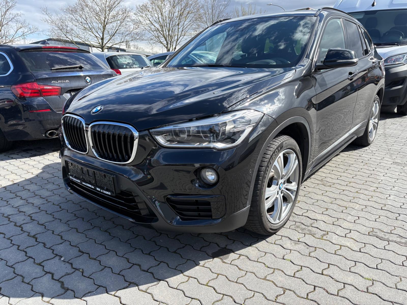 BMW X1 xDrive 25 d Sport Line*HUD*Pano*