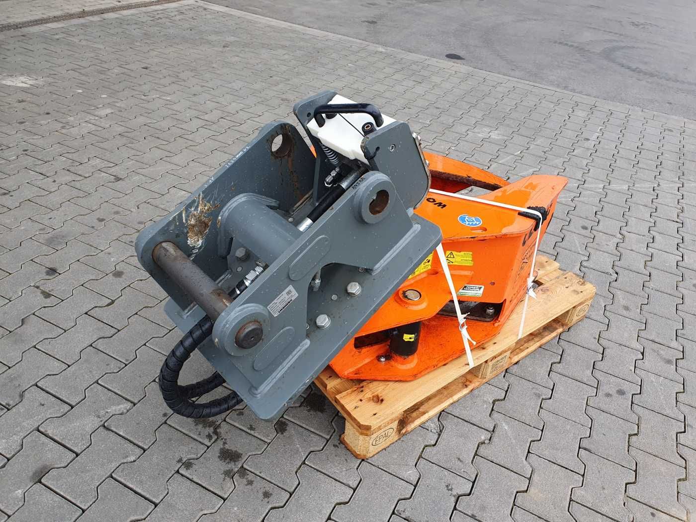 Fahrzeugabbildung Andere Westtech CL260 Fällgreifer Likufix SW33 2024