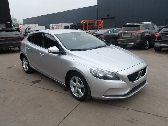 Volvo V40 (Stock ID 818)