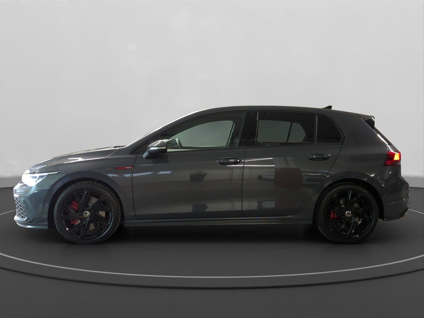 Volkswagen Golf VIII GTI 2.0 TSI DSG LED NAVI ACC KLIMA foto 3