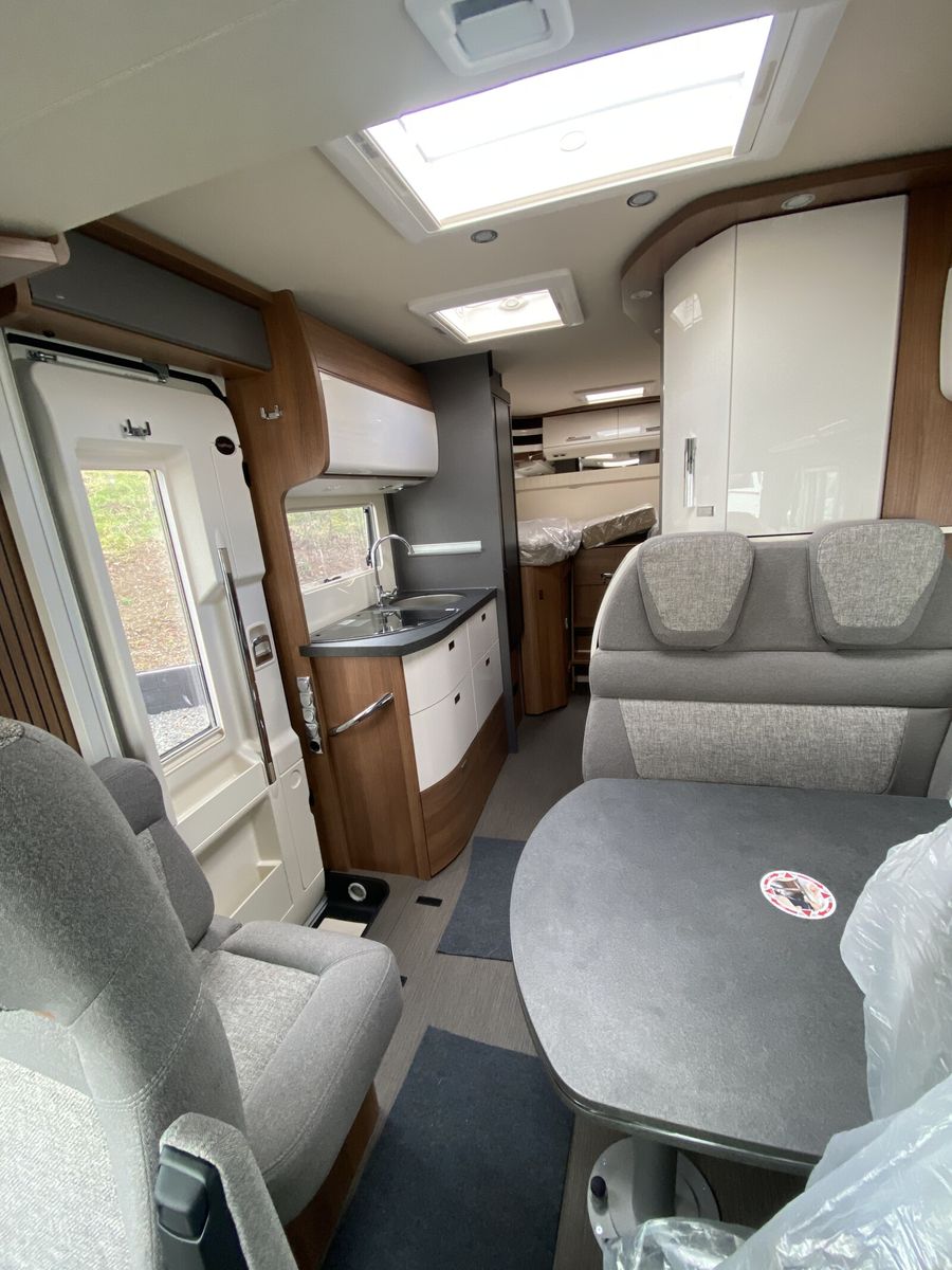 Fahrzeugabbildung Carthago C1-tourer I 143 KB LE comfort Mercedes