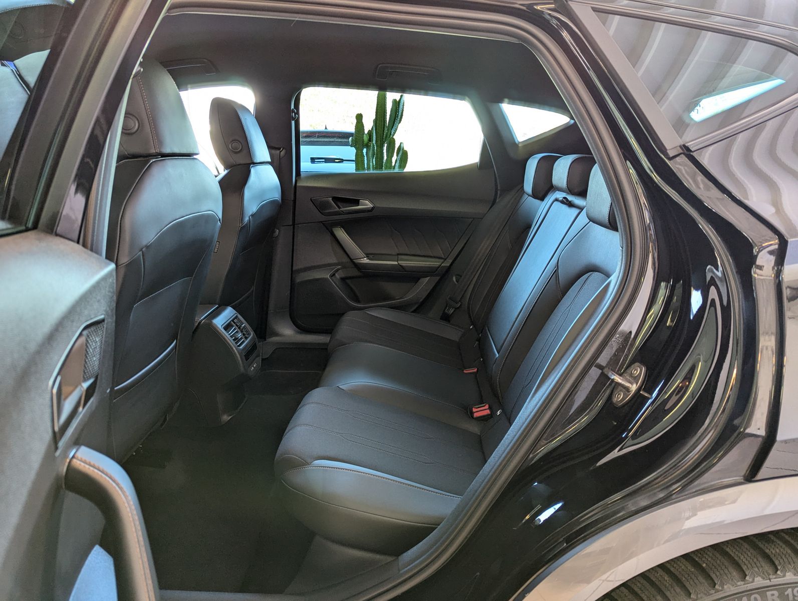 Fahrzeugabbildung CUPRA Formentor 1.5 TSI DSG DCC Full-Link Cam Navi 19"