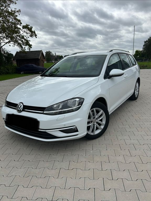 Image of Volkswagen Golf