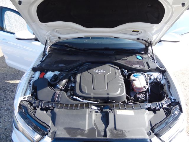 Fahrzeugabbildung Audi A6 Avant 2.0TDI quattro/2xSline/Pano/Leder/Matri