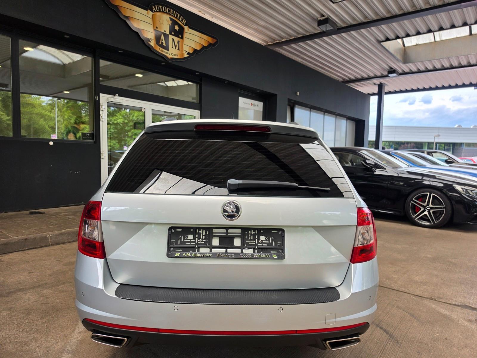SKODA OCTAVIA COMBI RS DSG  220 ch BVA - GPS - SONORISATION CANTON - SIEGES CHAUFFANTS - CLIMATISATION AUTOMATIQUE - PHARES XENON