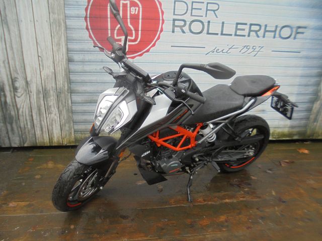 KTM Duke 125 E5