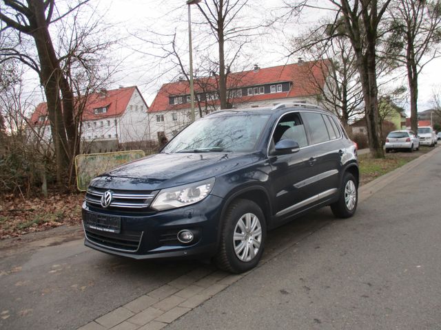 Volkswagen Tiguan 2.0 TDI Life/AHK/Navi/SHZ/S-Heft!!!