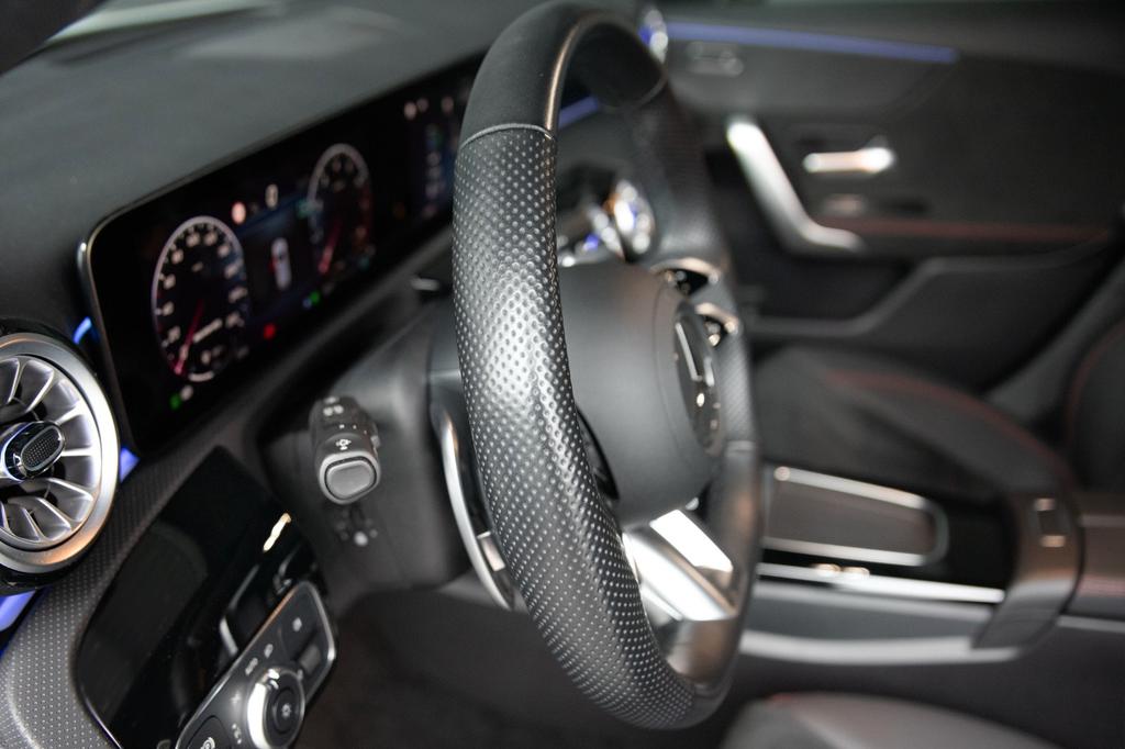 Mercedes-Benz A 35 AMG